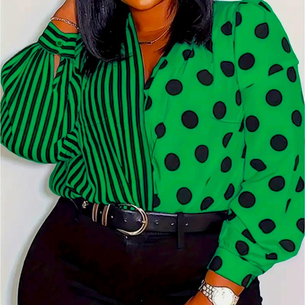 Women 👚/tops/ clothes/ evening blouse/ green/ excellent tops/special occasions.